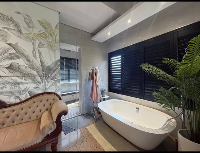 4 BEDROOM FREEHOLD FOR SALE IN ZINI RIVER ESTATE